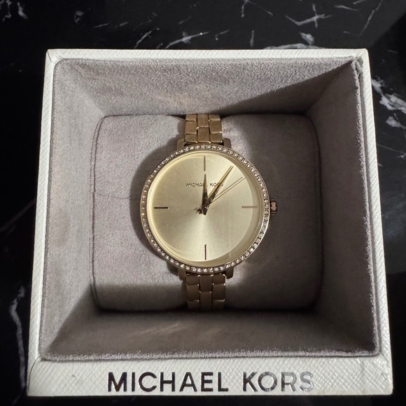Michael Kors Watch - Picture 1 of 3